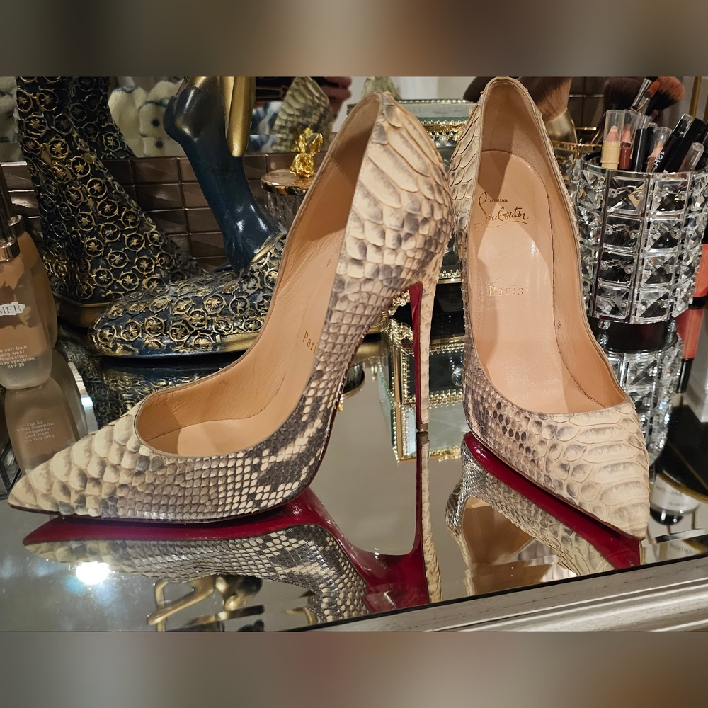 Christian Louboutin piton skin glow in a dark